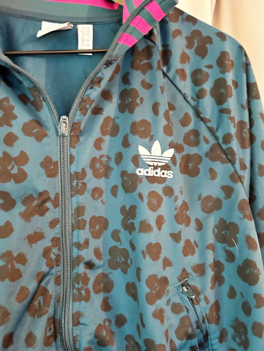 adidas Track Set, Teal and Black leopard with pink trim - Picture 4 of 14